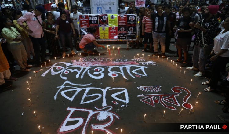 ন্যায়বিচারের দাবি: অন্যায়কে সমগ্রভাবে দেখতে হবে